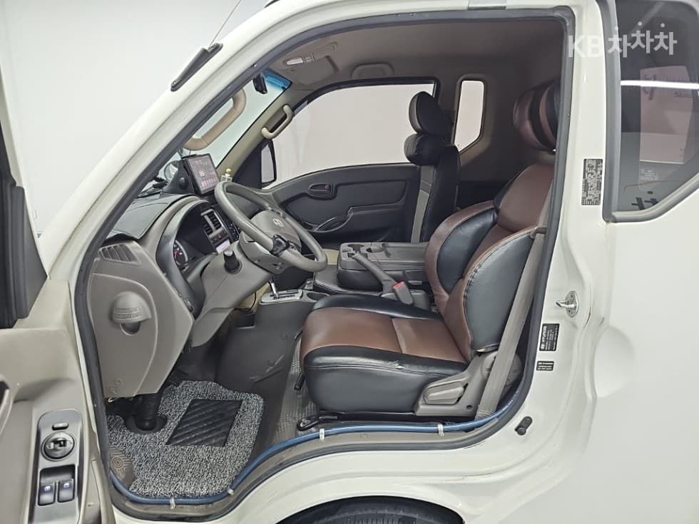 Хюндай Porter 2Удължено междуосие Super Cab CRDi Smart - 10