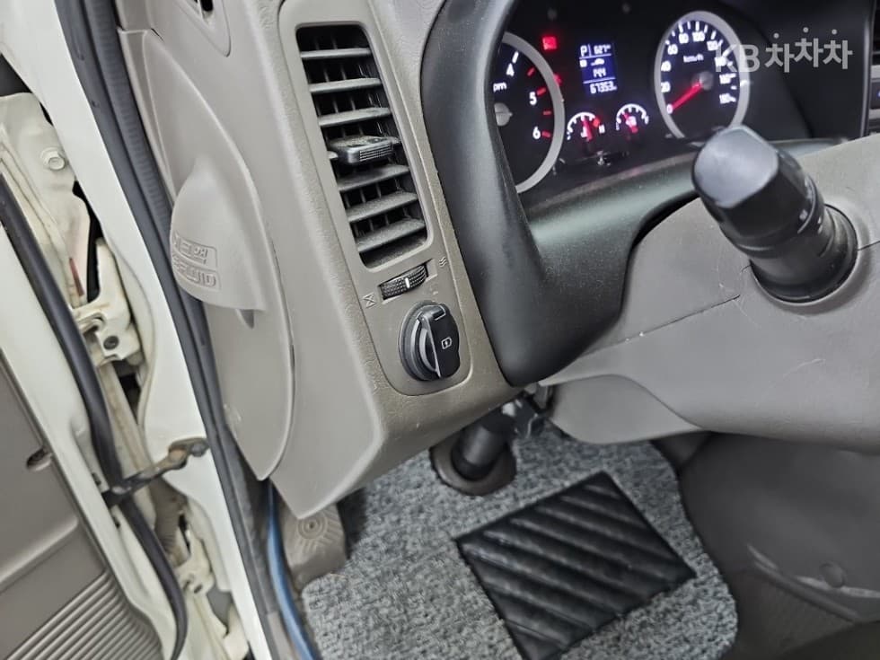 Хюндай Porter 2Удължено междуосие Super Cab CRDi Smart - 15