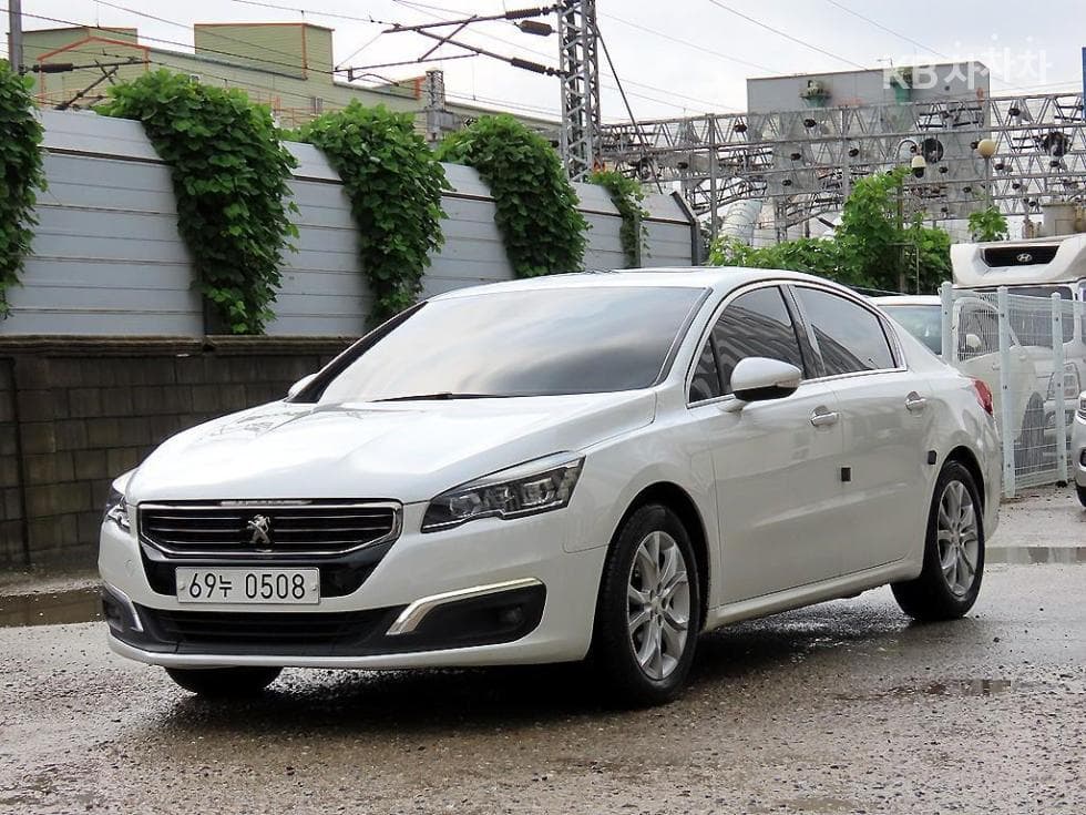Peugeot 508 1.6 럭스 - Image 1