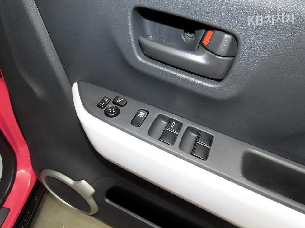 Suzuki 허슬러0.6 - 12
