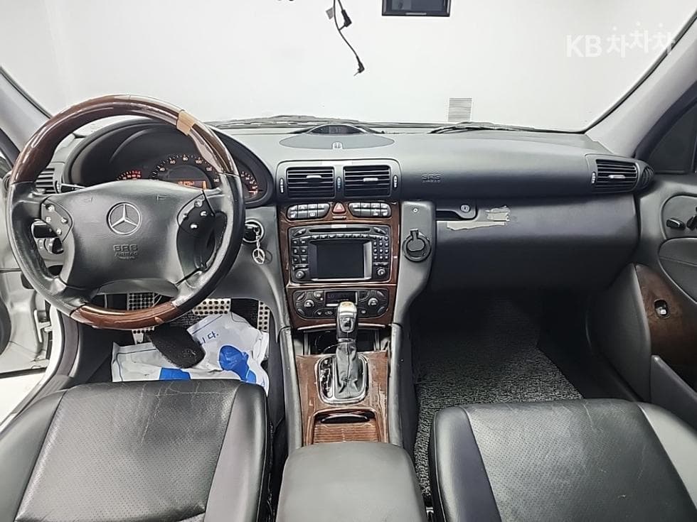 Mercedes-Benz C-КласC320 W203 - 7