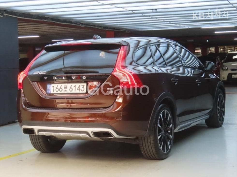 Volvo V60 CCT5 - 4