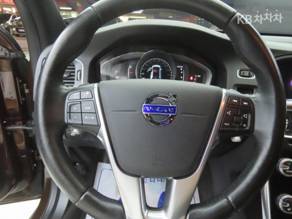 Volvo V60 CCT5 - 8