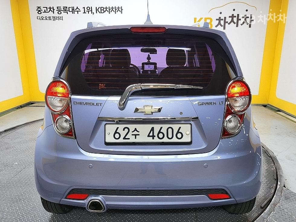 GM Chevrolet Spark LT Base - Image 4