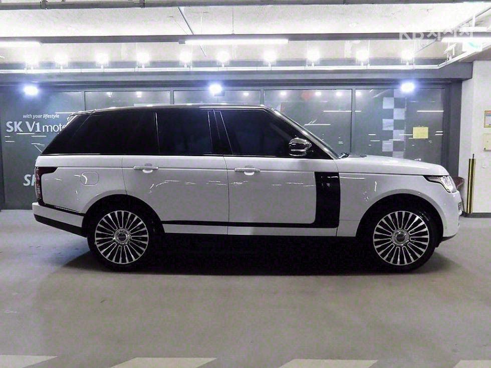 Land Rover New Range Rover4.4 SDV8 보그 SE 405 - 3