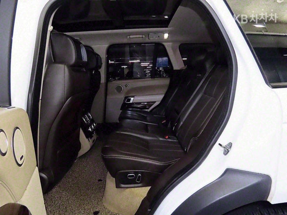 Land Rover New Range Rover4.4 SDV8 보그 SE 405 - 7