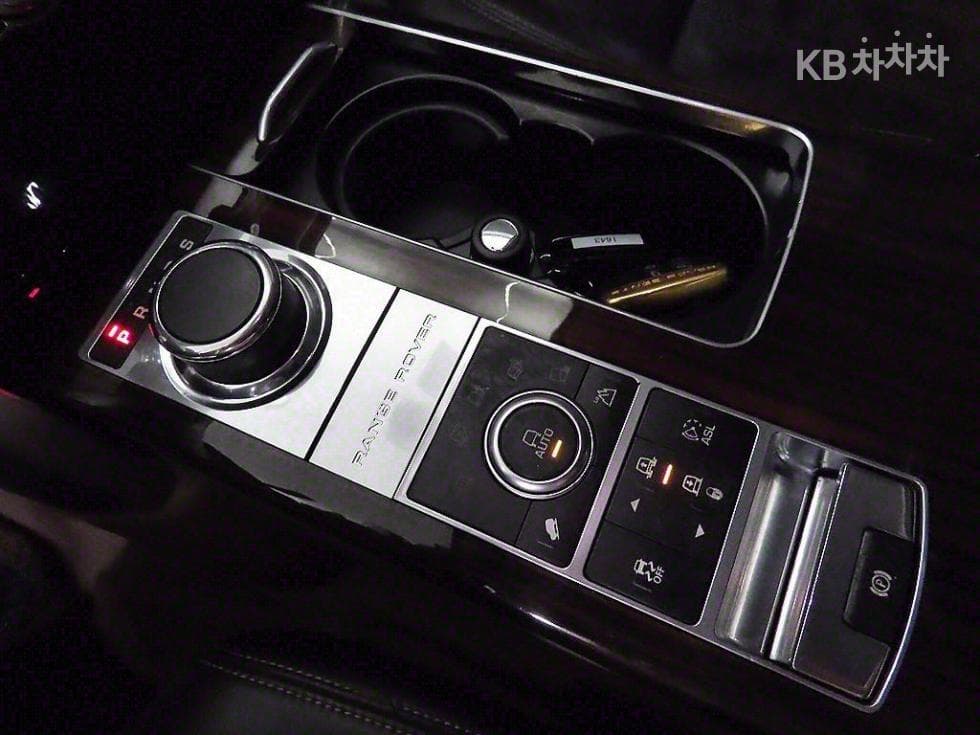 Land Rover New Range Rover4.4 SDV8 보그 SE 405 - 12