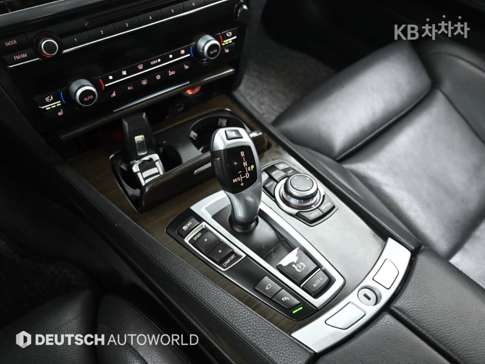 BMW Нов7시리즈730Ld F02 - 9