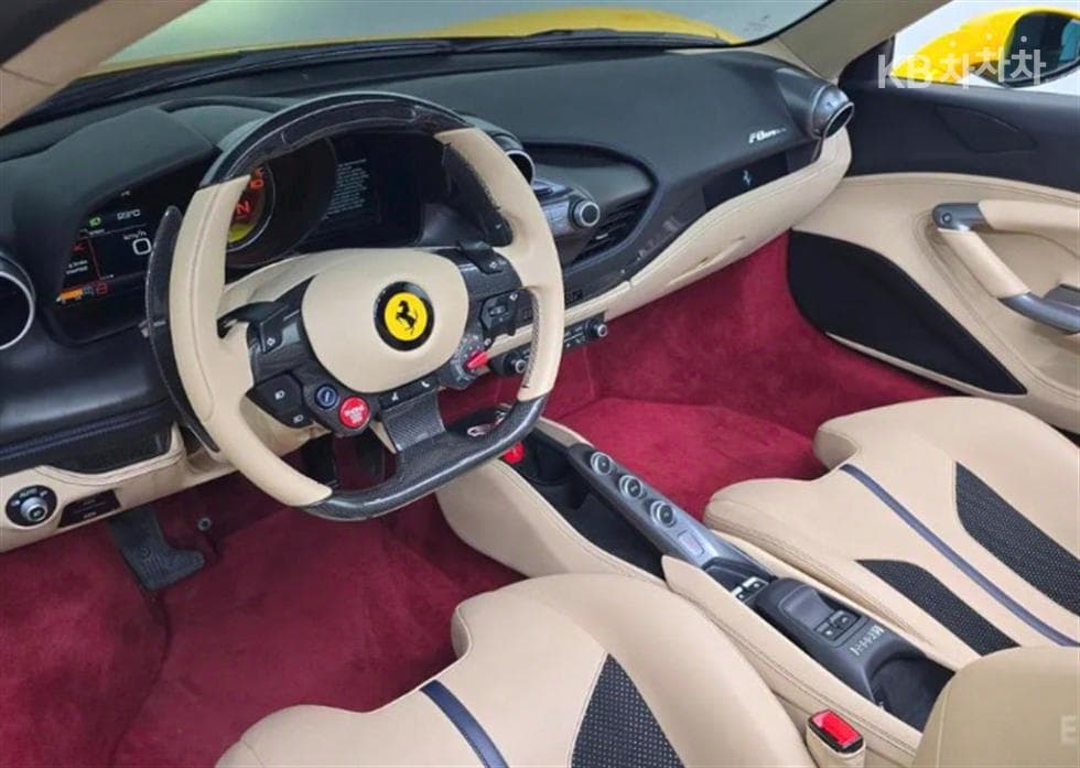 페라리 F8Spider 3.9 V8 - 7