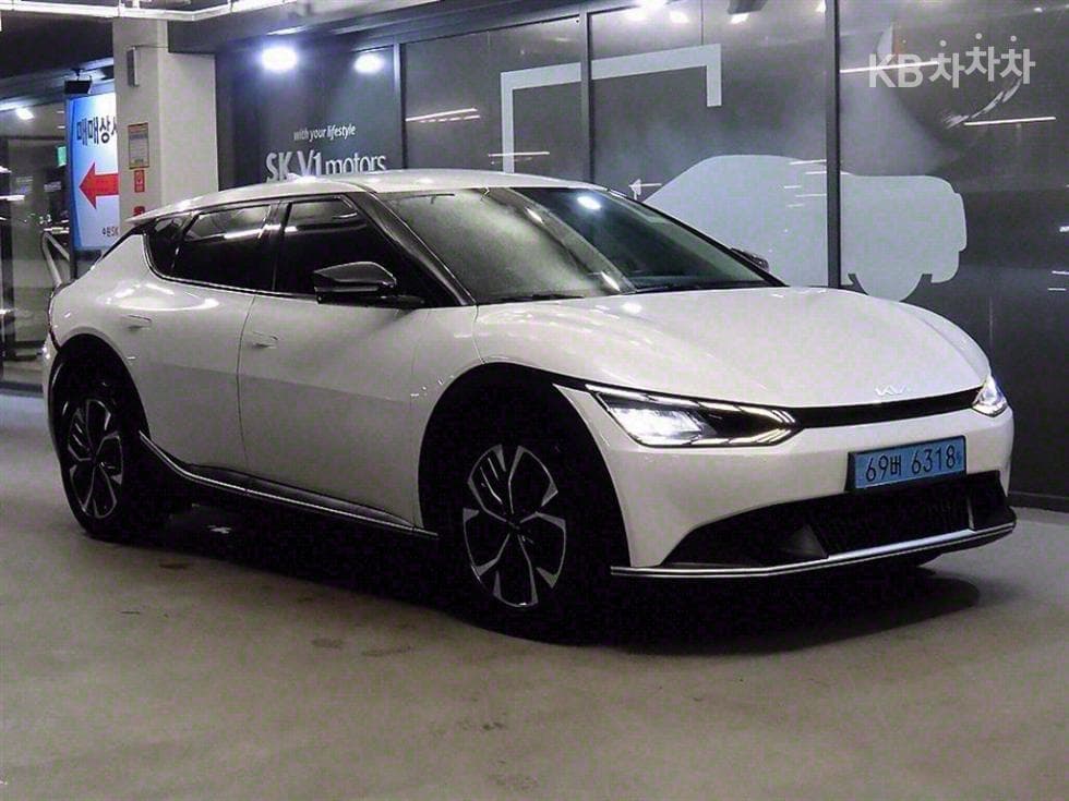 Kia EV6 롱 레Seater지 2WD Air - Image 1