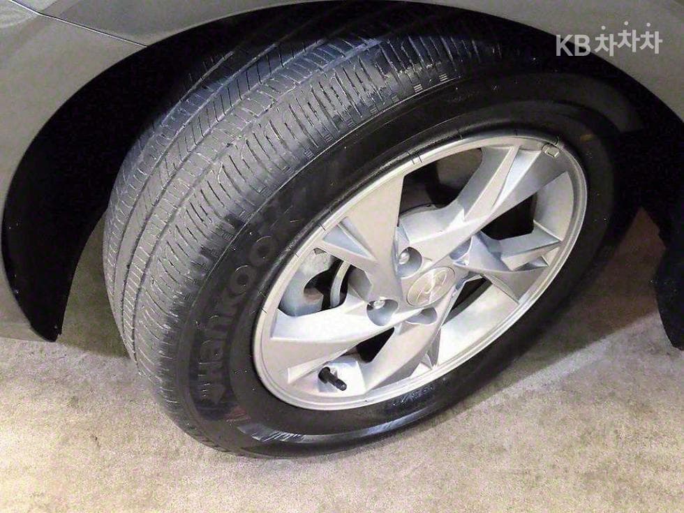 Hyundai All New Avante (Elantra)(CN7)1.6 Gasoline Modern - 20