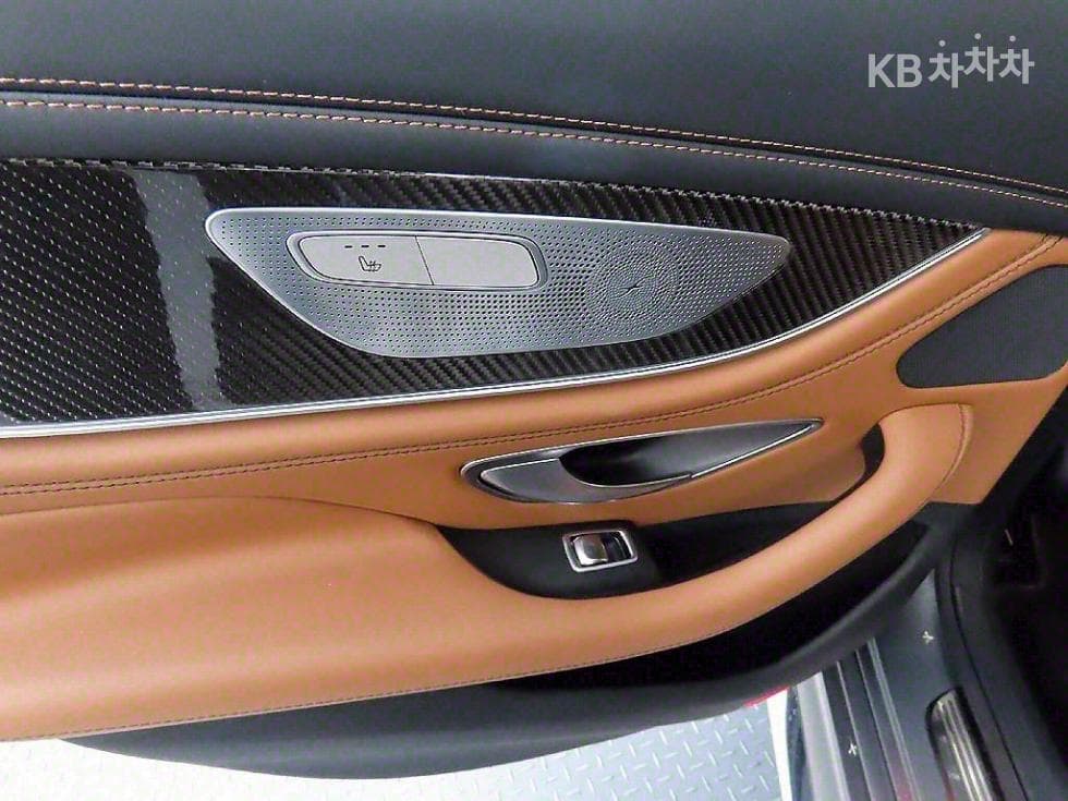 Mercedes-Benz AMG GTGT 4door 63 S 4MATIC+ Стандартен - 12