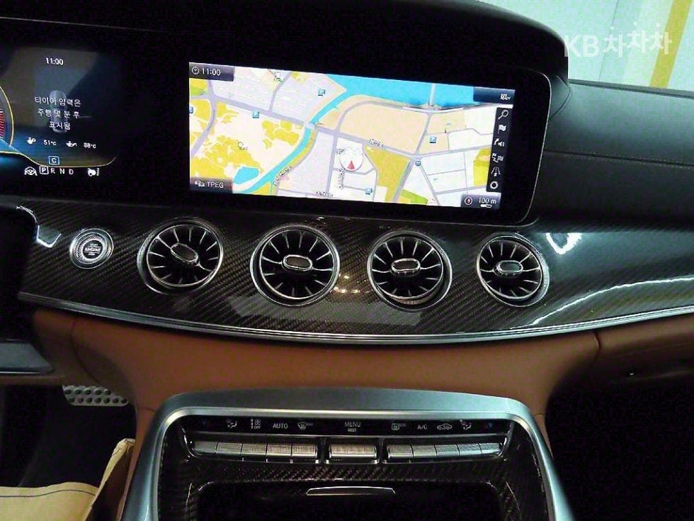 Mercedes-Benz AMG GTGT 4door 63 S 4MATIC+ Стандартен - 13