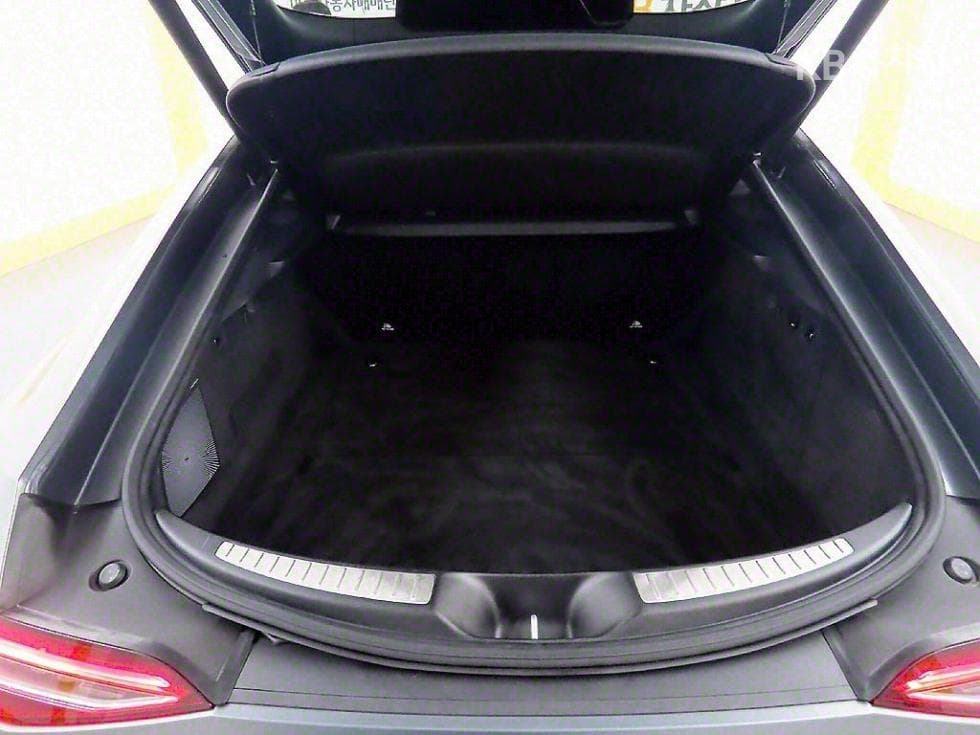 Mercedes-Benz AMG GTGT 4door 63 S 4MATIC+ Стандартен - 18
