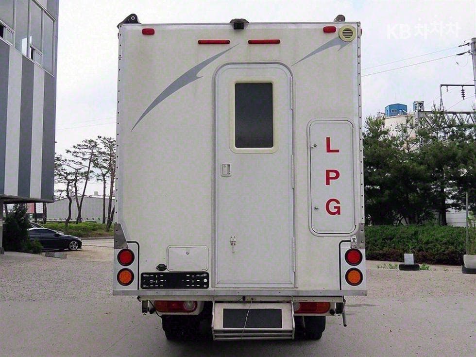 Hyundai Porter 2Camper / Camping car - 4
