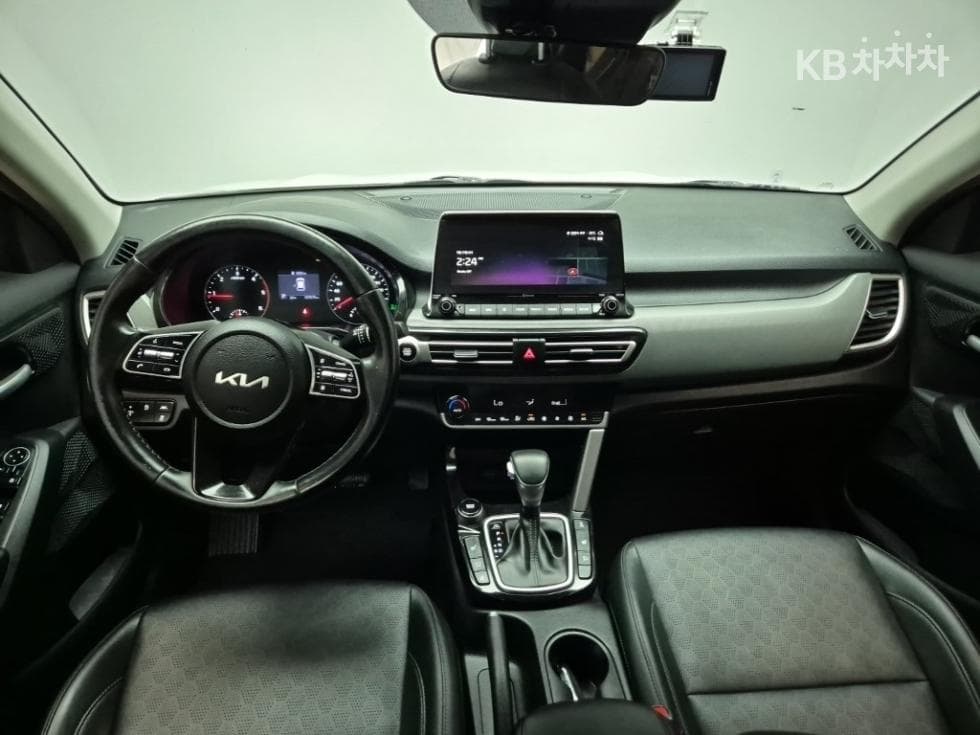 Kia Seltos1.6 Diesel 4WD Trendy - 7