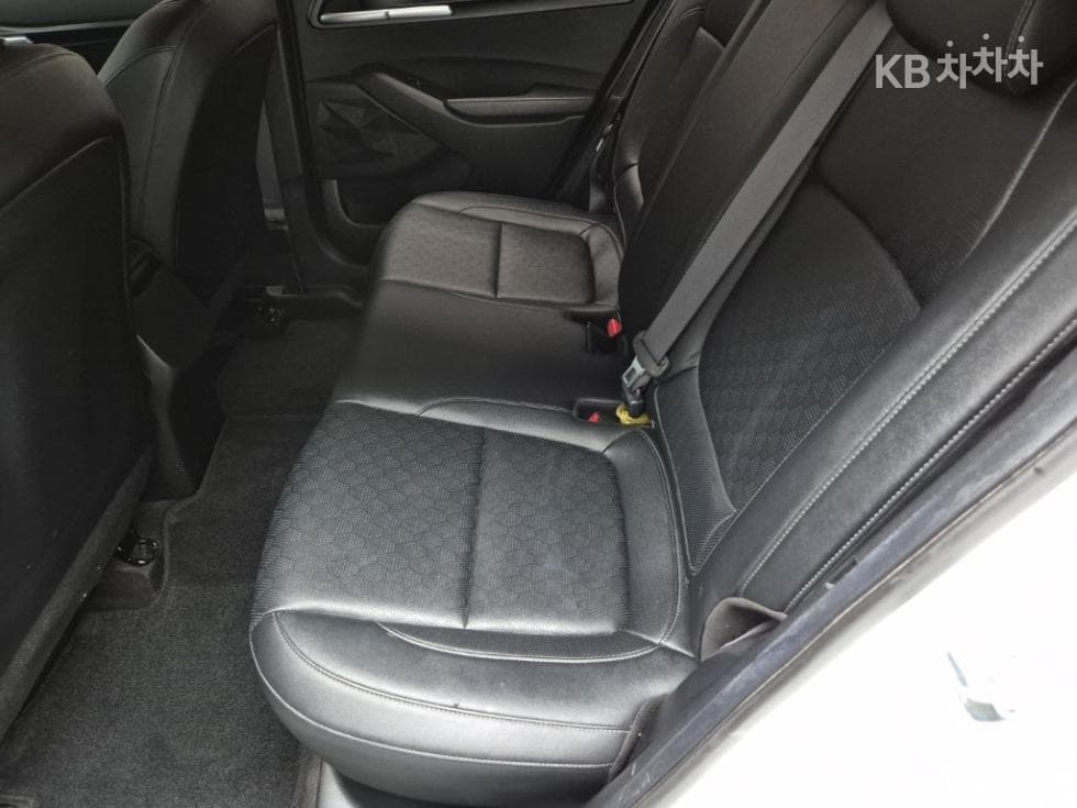 Kia Seltos1.6 Diesel 4WD Trendy - 12