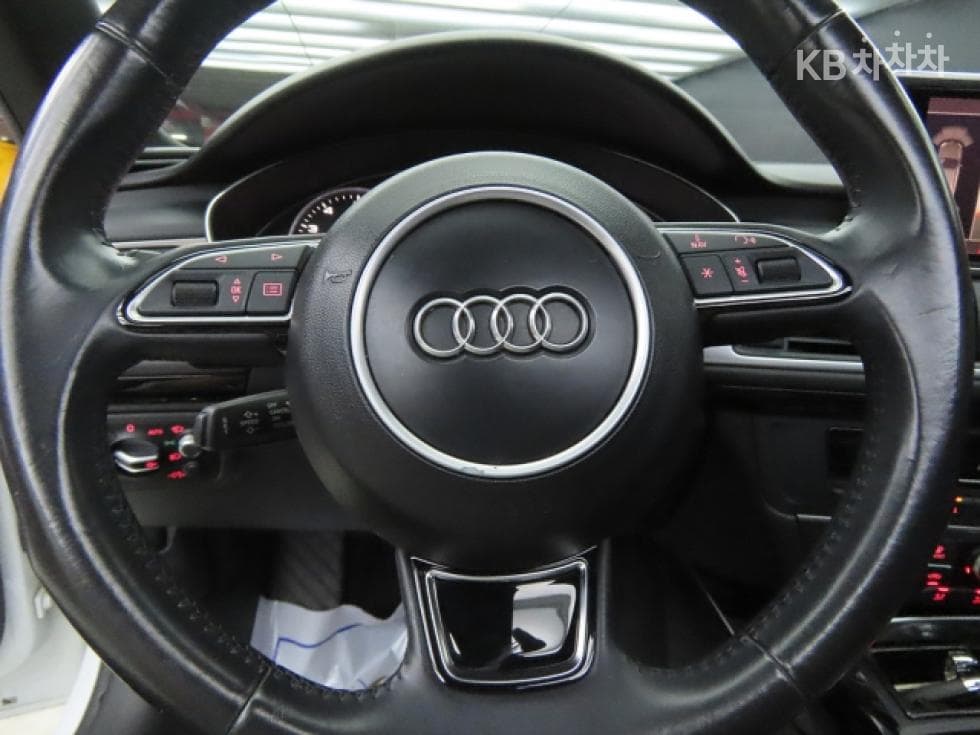 Ауди A740 TFSI 콰트로 스포트 4G - 10