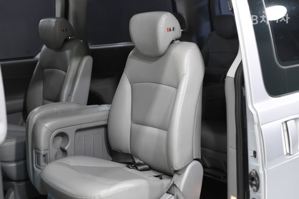 Хюндай Гранд Старекс11-местен Комби CVX Modern - 21