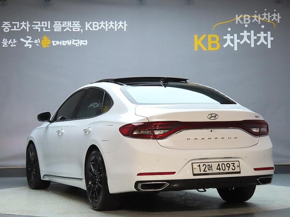 Hyundai Grandeur (Azera)IG2.4 Premium Standard - 4