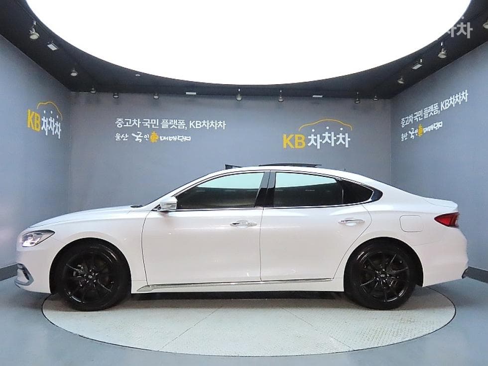 Hyundai Grandeur (Azera)IG2.4 Premium Standard - 5