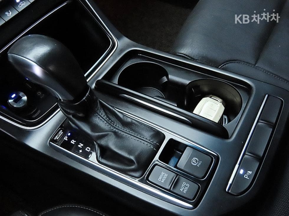 Hyundai Grandeur (Azera)IG2.4 Premium Standard - 9