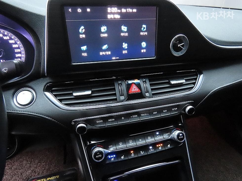 Hyundai Grandeur (Azera)IG2.4 Premium Standard - 16