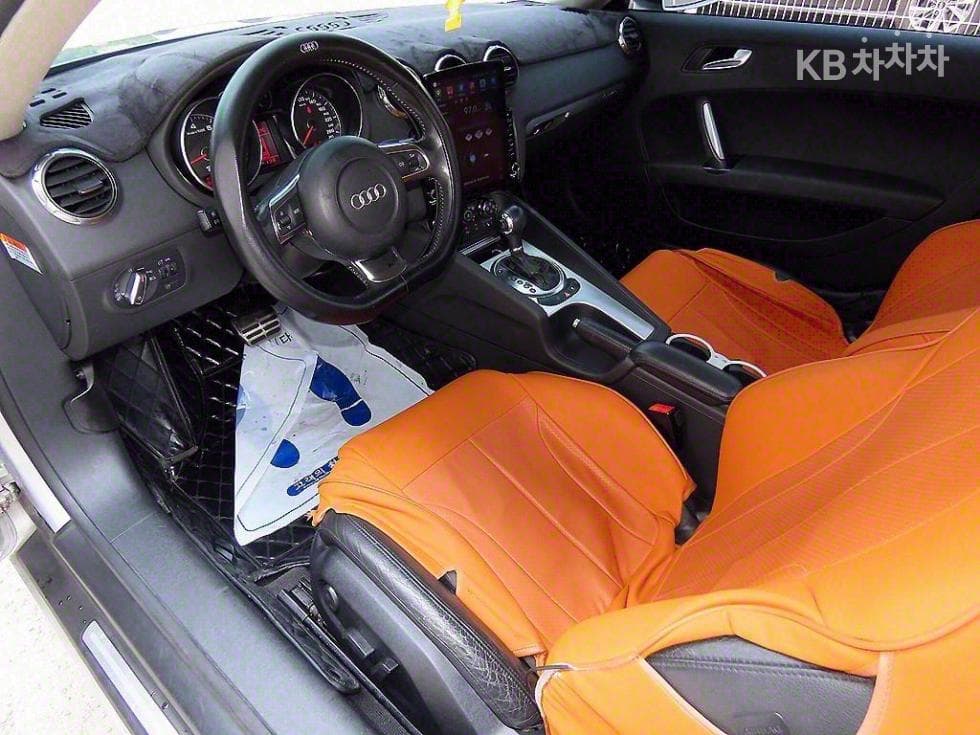 Audi TT(8J)Coupe 2.0 TFSI 8J - 7