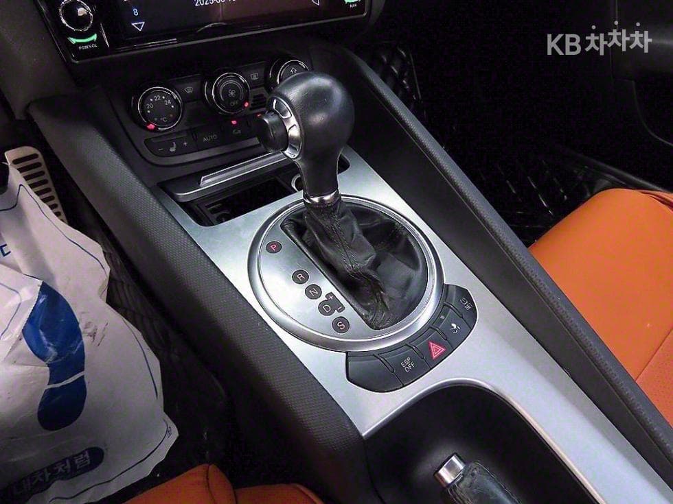 Audi TT(8J)Coupe 2.0 TFSI 8J - 10