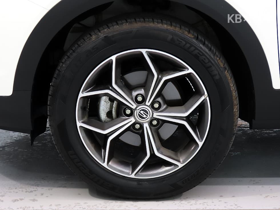 КейДжи Мобилити 뷰티플 코란도1.5 GDi Turbo 2WD C7 - 20