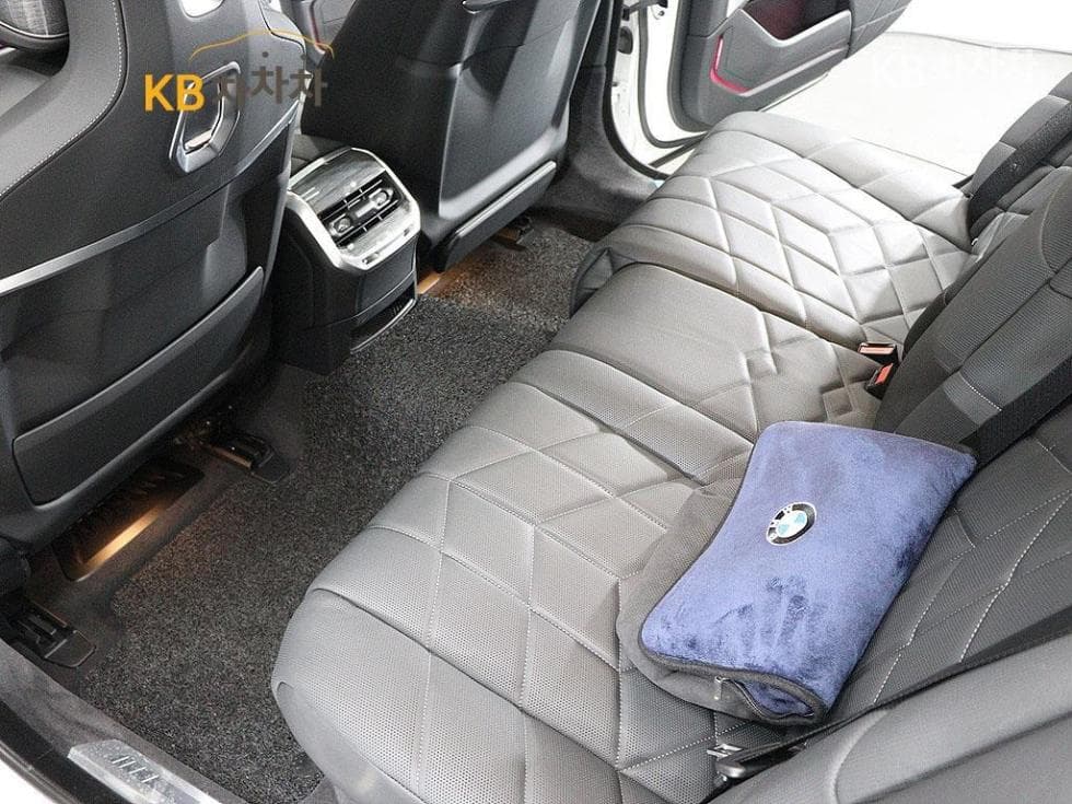 BMW 7시리즈(G70)740i xDrive M Sport - 15