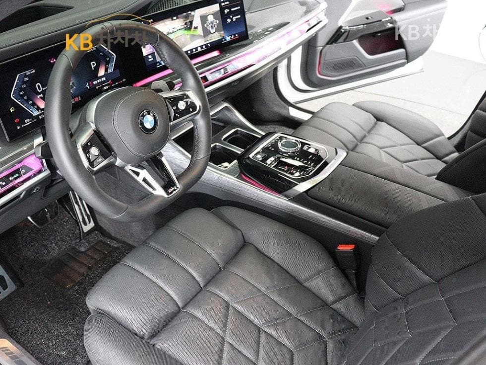 BMW 7시리즈(G70)740i xDrive M Sport - 16