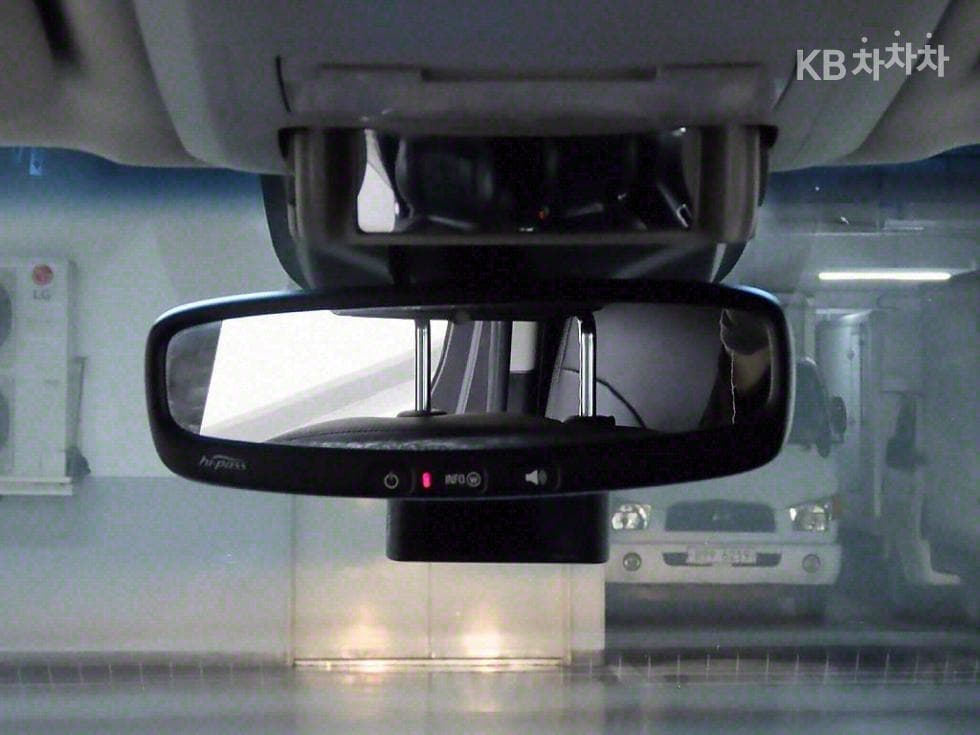 GM Korea Chevrolet OrlandoLTZ Premium - 16