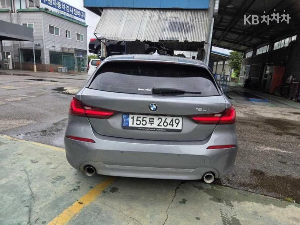 BMW 1시리즈 F40120i M Sport - 5