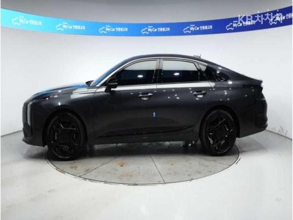 Киа The New (фейслифт) K83.5 Бензин AWD 시그니쳐 블랙 - 2