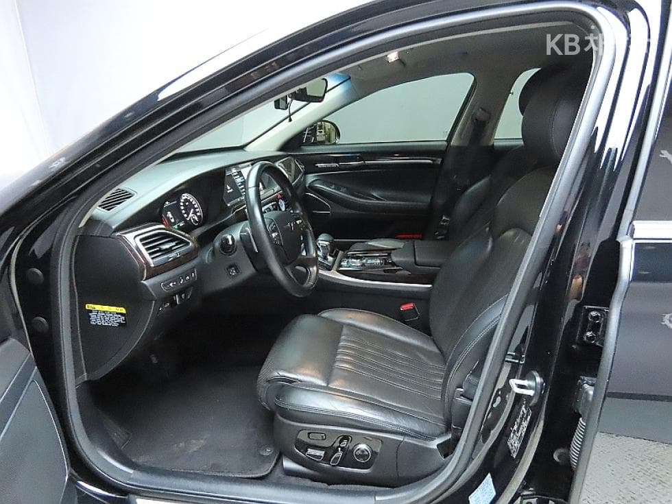 Genesis EQ9003.3 T-GDI Luxury - 10