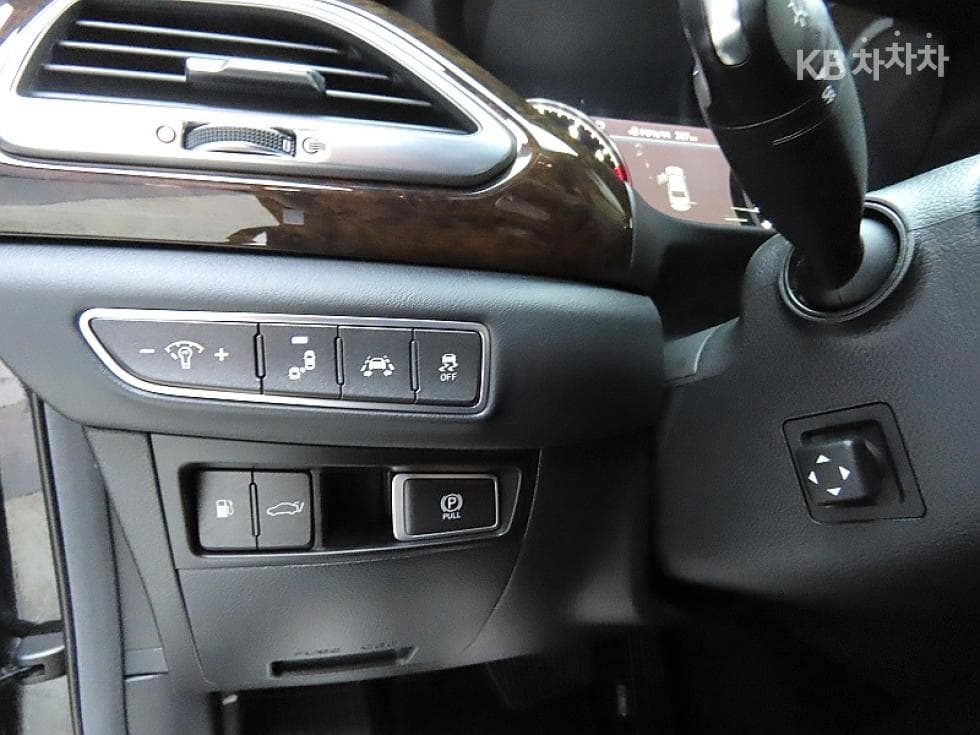 Genesis EQ9003.3 T-GDI Luxury - 12
