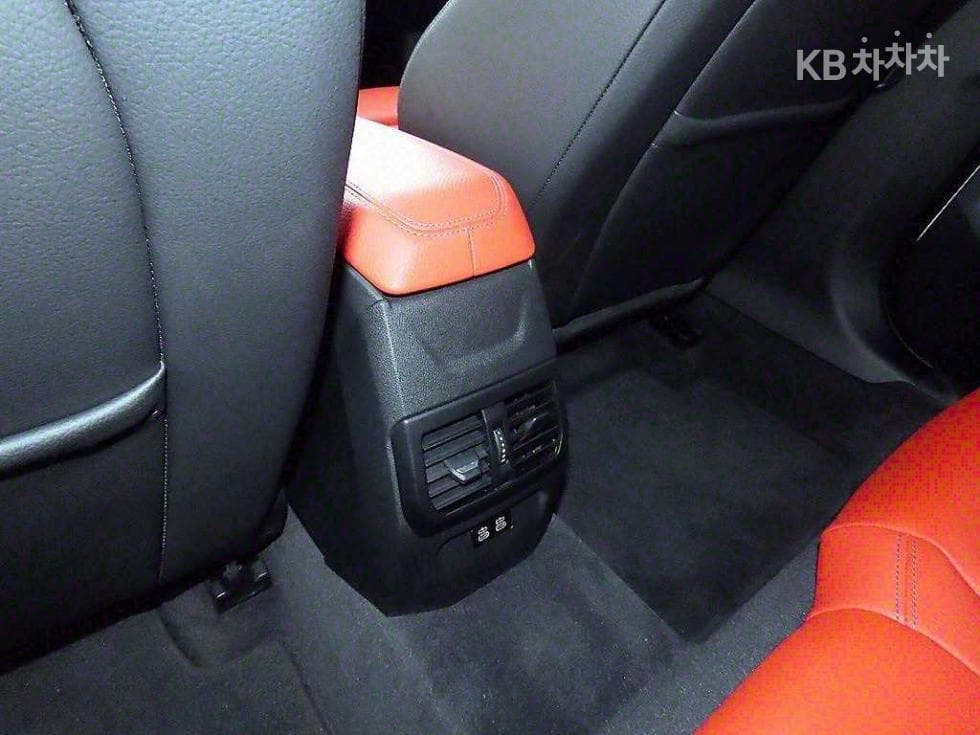 (1842488)BMW 2 Series Gran Coupe (F44)M235i xDrive Base - 17