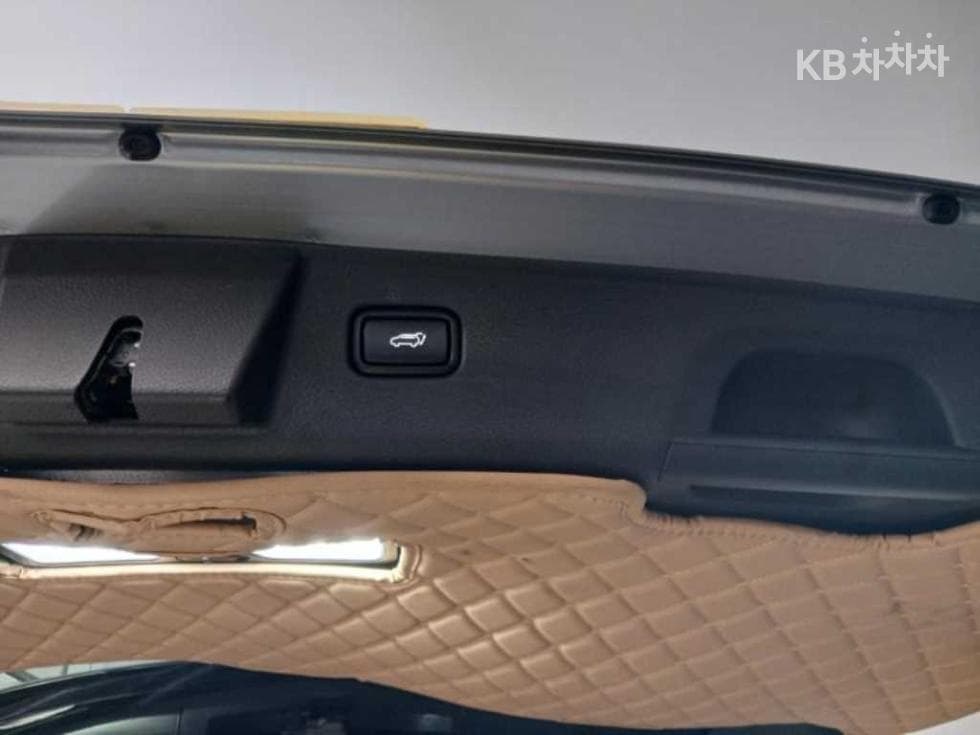 Kia Mohave 더마스터3.0 Diesel 4WD Masters - 18