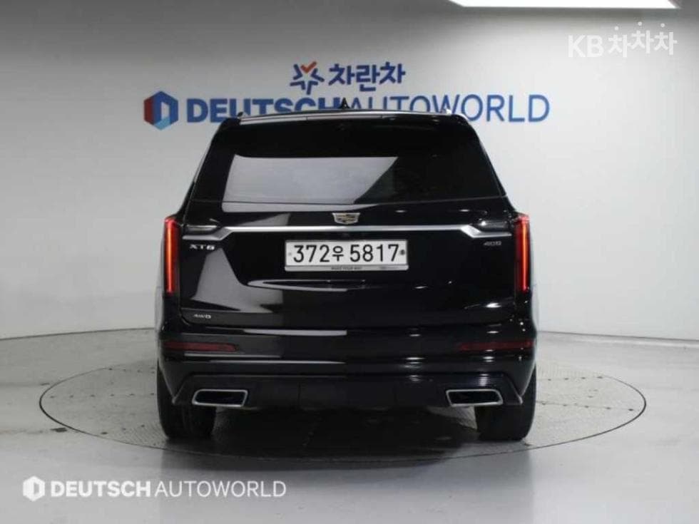 Cadillac XT6 3.6 Gasoline SPORT - Image 4