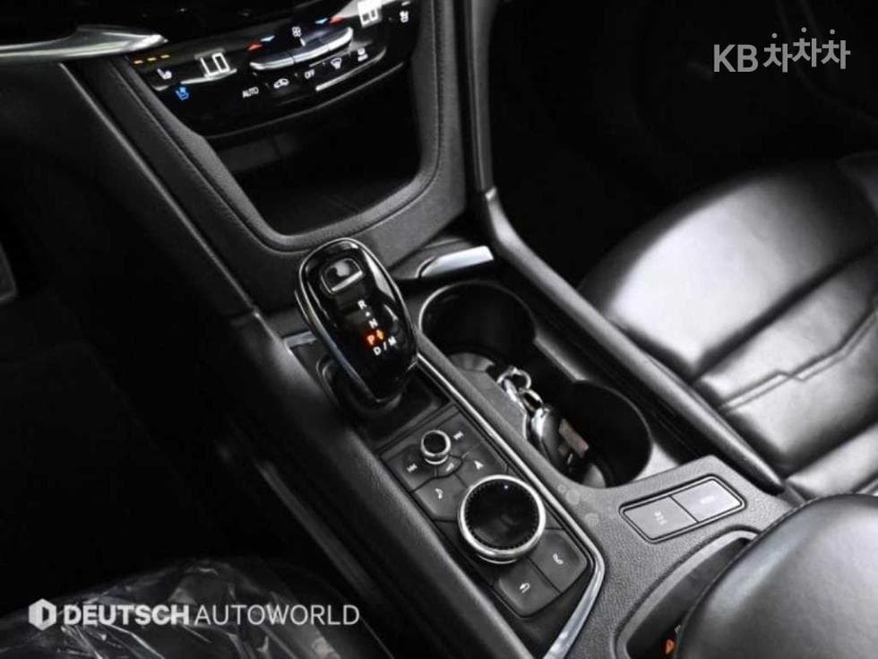 (372u5817)Cadillac XT63.6 Gasoline SPORT - 8