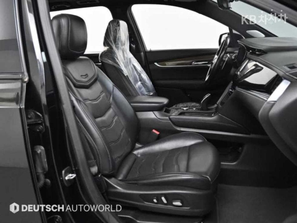 (372u5817)Cadillac XT63.6 Gasoline SPORT - 9