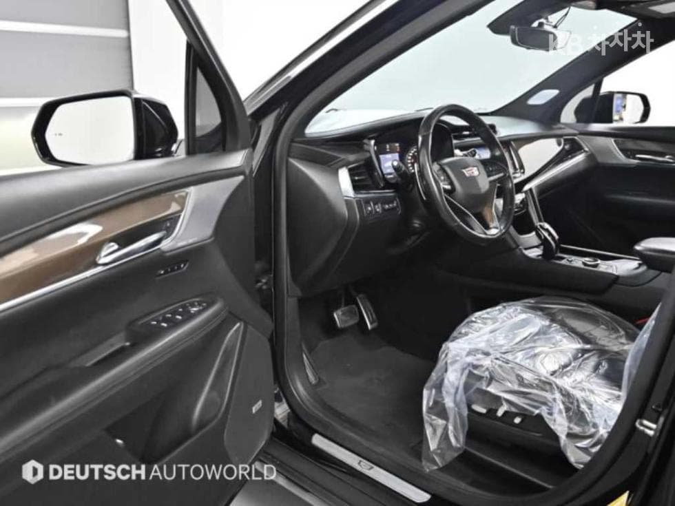 (372u5817)Cadillac XT63.6 Gasoline SPORT - 10