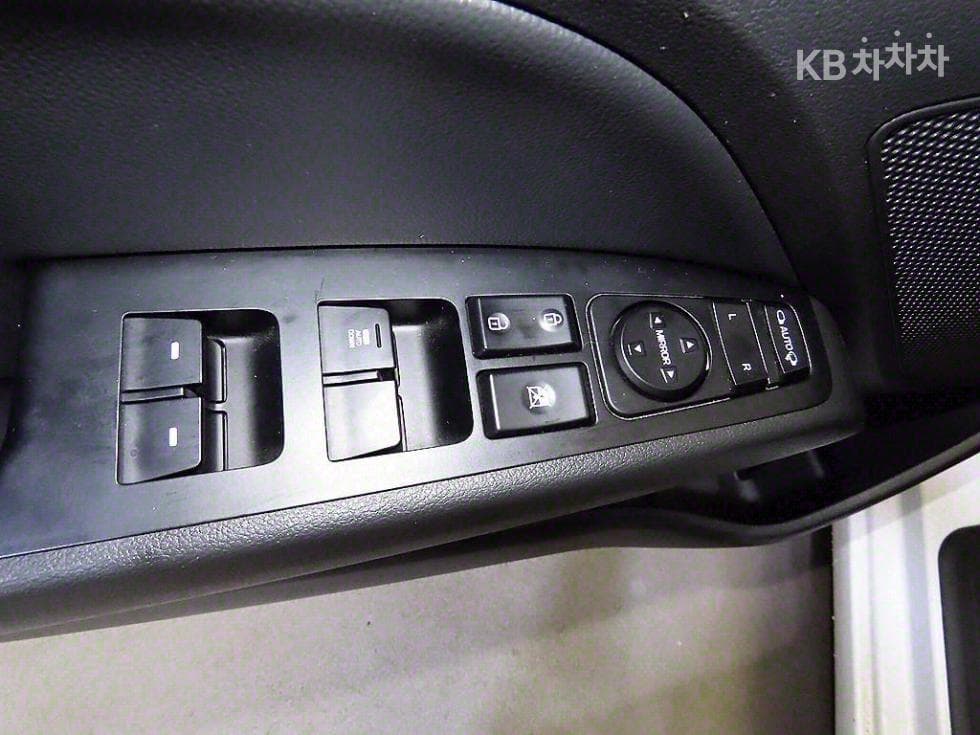 Hyundai The New (facelift) Avante (Elantra) ADSmartstream G1.6 Smart초이스 - 13