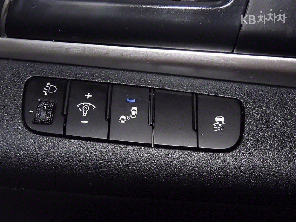 Hyundai The New (facelift) Avante (Elantra) ADSmartstream G1.6 Smart초이스 - 14