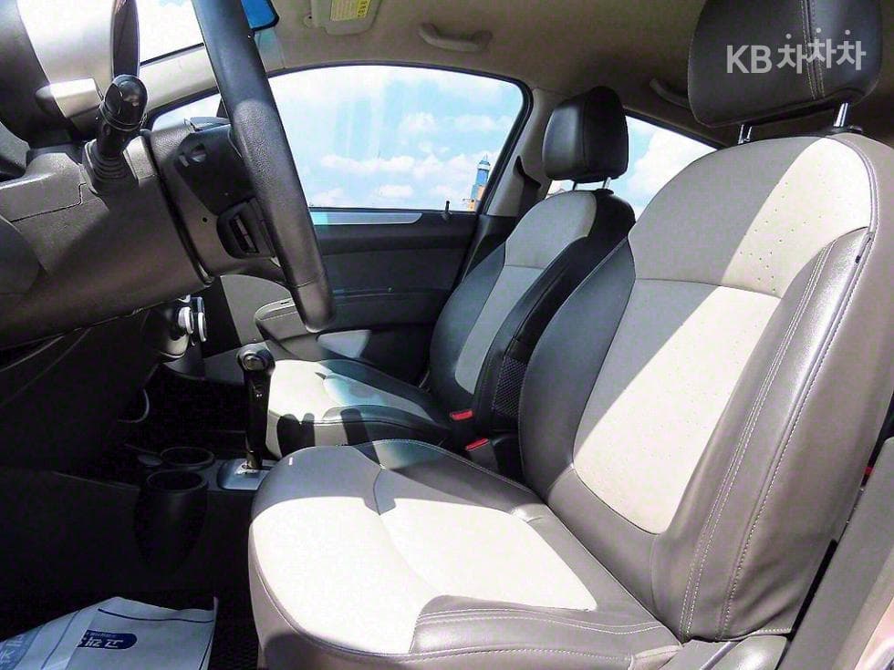 Джи Ем Корея Chevrolet СпаркLT Стандартен - 5