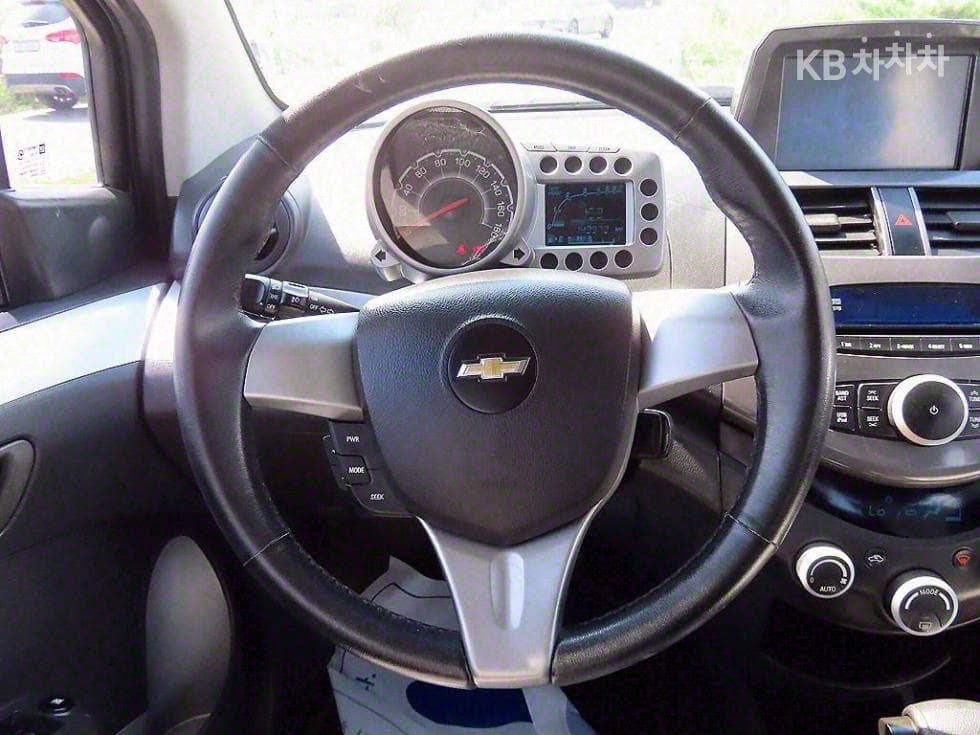 Джи Ем Корея Chevrolet СпаркLT Стандартен - 7