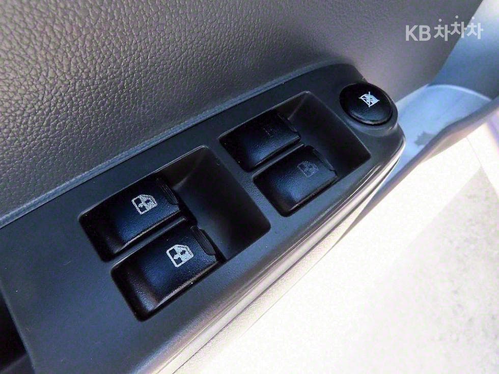 Джи Ем Корея Chevrolet СпаркLT Стандартен - 13