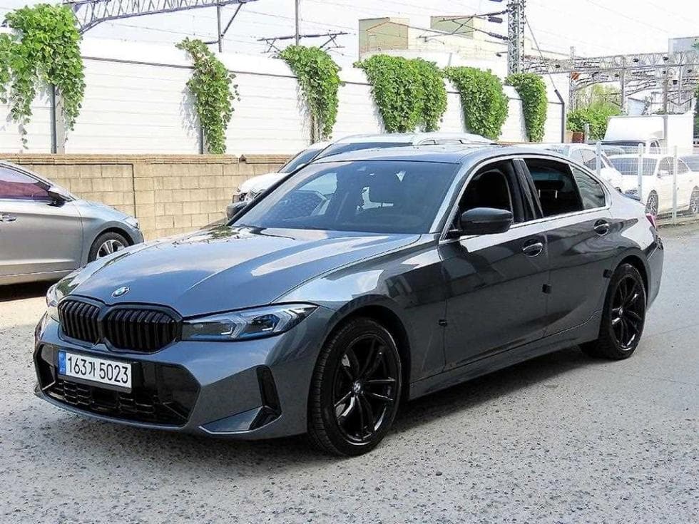 BMW 3 Серия (G20) 320i Стандартен - Image 1