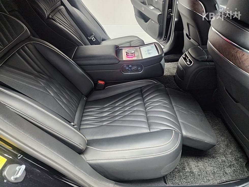 Genesis G90(RS4)3.5T AWD Standard - 17